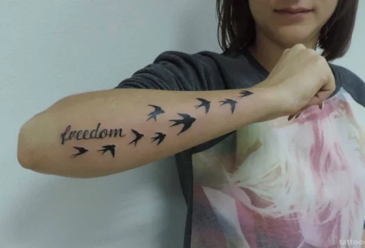 салон пирсинг.ру на улице ленина фото 7 - tattooo.ru