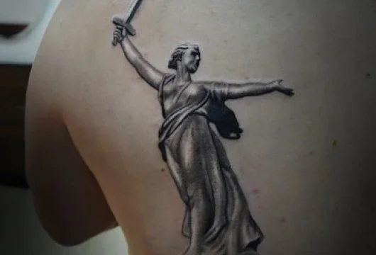 частная студия художественной татуировки l-tattoo на рублёвском шоссе фото 5 - tattooo.ru